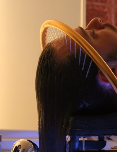 Rituel Headspa et hairspa haut de gamme BellArte institut de beauté et bellarte coiffure massage du cuir chevelu et soins des cheveux